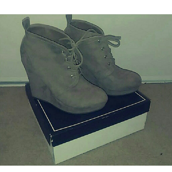 Wedges - Picture 1 of 2